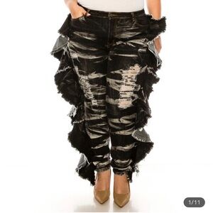 Black and white side ruffle skinny jeans